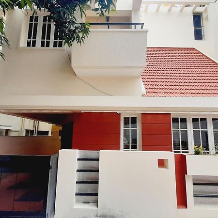 Urban Retreat Villa Bangalore Buitenkant foto